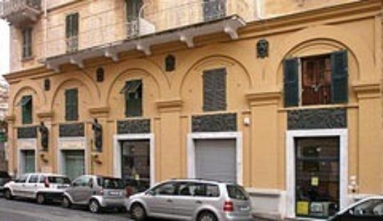 La Maison Des Caprices_ La Spezia _Stazione_5Terre Exterior photo
