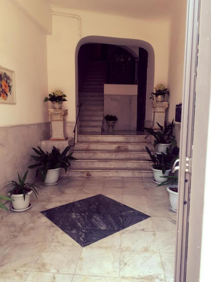 La Maison Des Caprices_ La Spezia _Stazione_5Terre Exterior photo